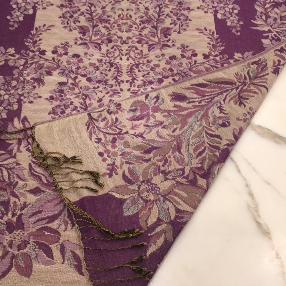 Pretty Pashmina! - Picture 3 of 6